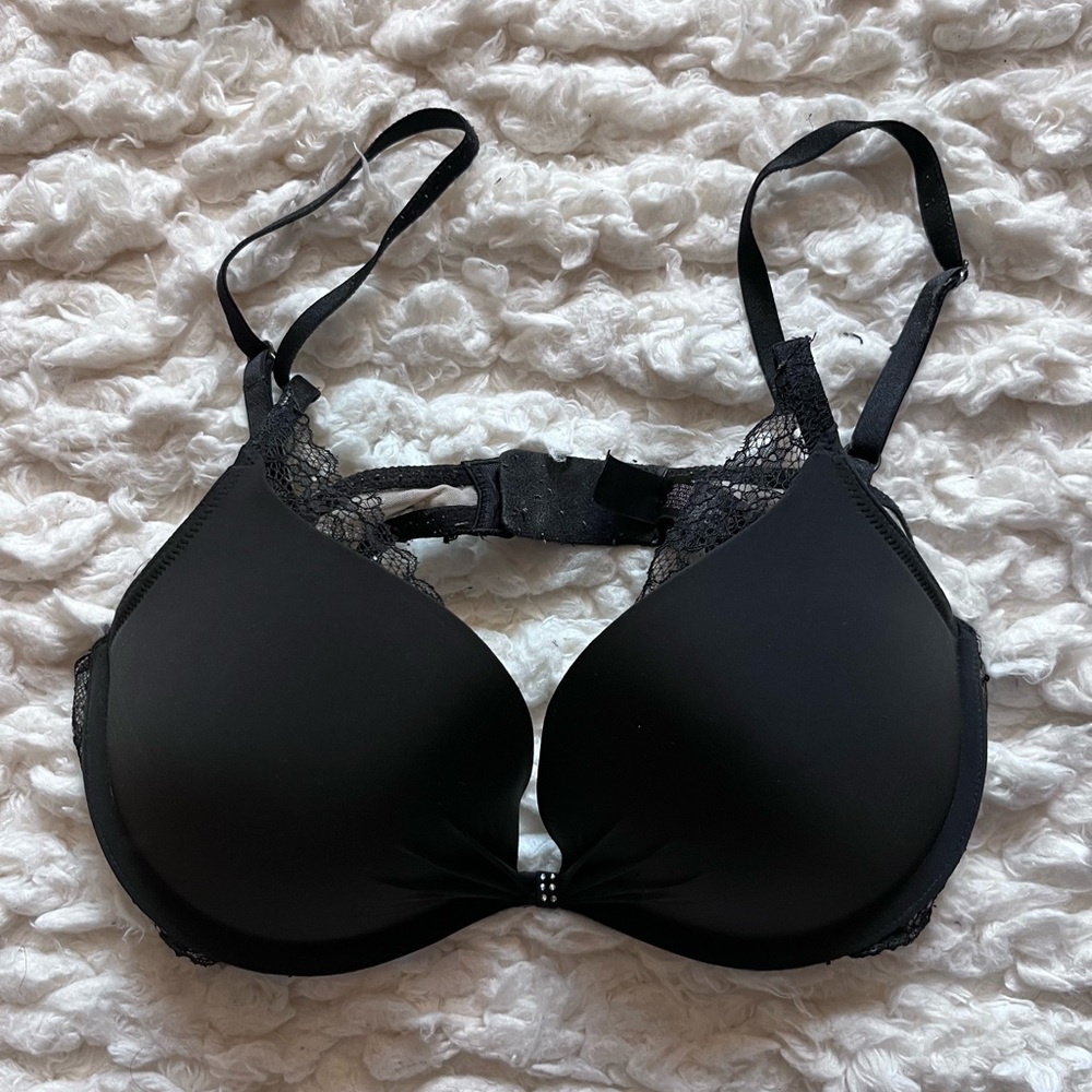 Victorias Secret 32D